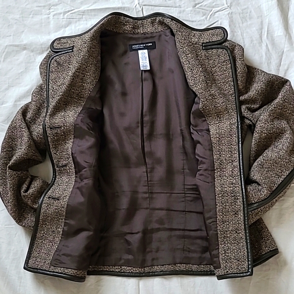 Jones New York Women's Wool Blend Blazer with Genuine Leather trimmed, Size 8 - Picture 6 of 13
